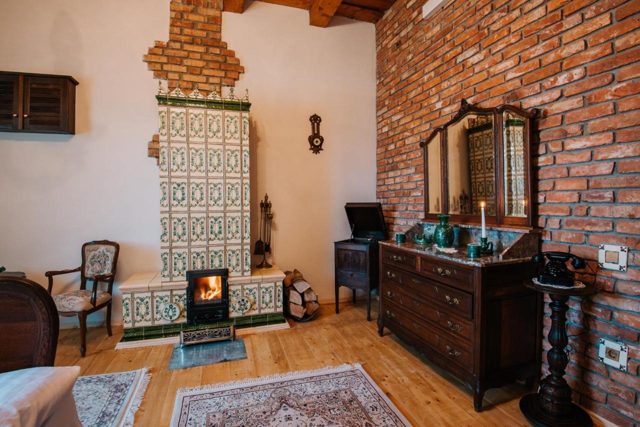 Molnos Kuria Pension Corund  Bagian luar foto
